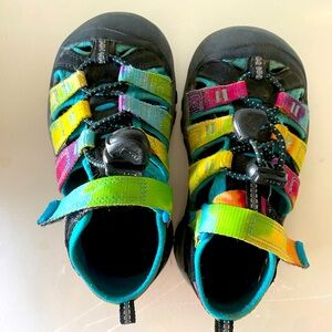 Rainbow keens excellent condition